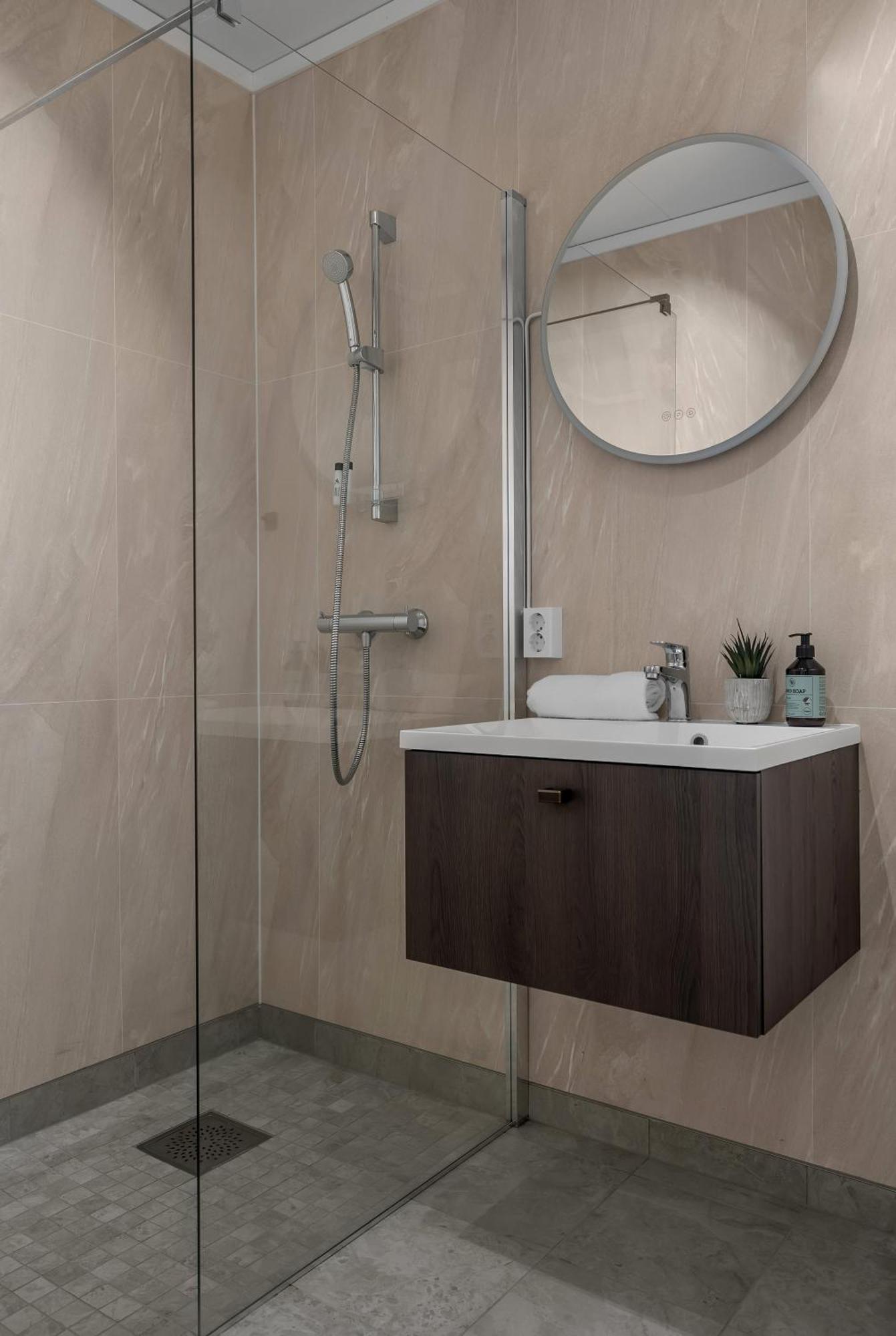 Supercentral City Apartment Eik ทรอมโซ ภายนอก รูปภาพ